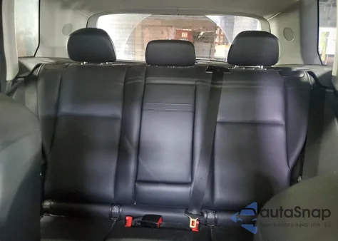 2015 Mercedes-Benz Glk 350 4Matic z USA, uszkodzony, nr VIN WDCGG8JB7FG342905